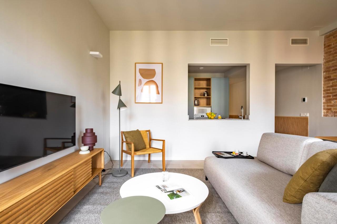 Aspasios Garden Apartments Barcelona Exterior photo