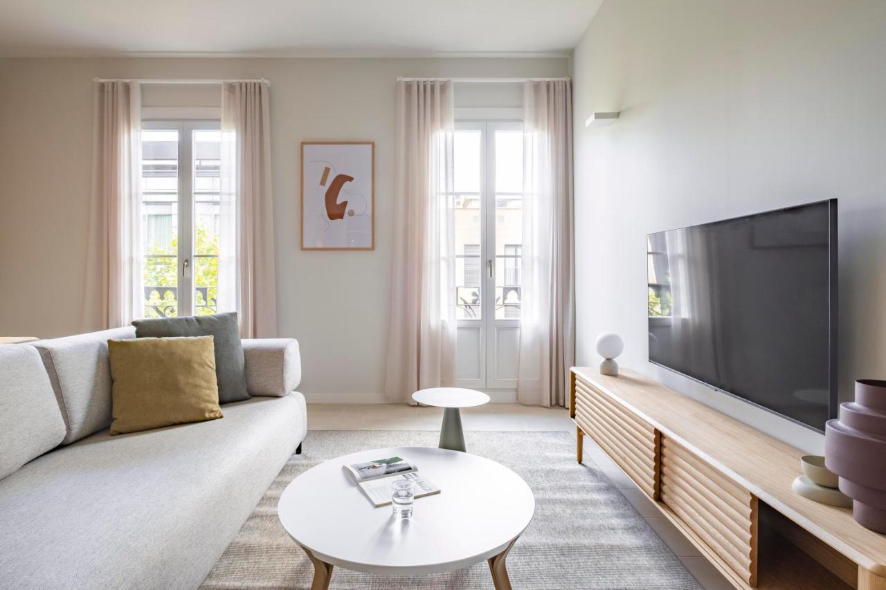 Aspasios Garden Apartments Barcelona Exterior photo